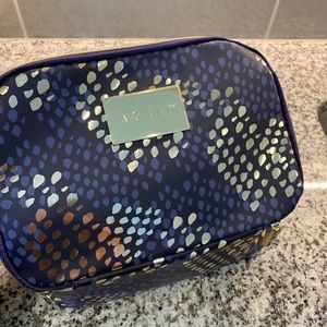 NEW! Monat Hair The Styling On the Go Set!